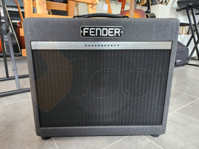 Fender Bassbreaker 15 combo